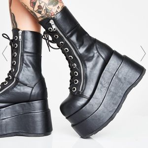 Vampyro Platform Boots